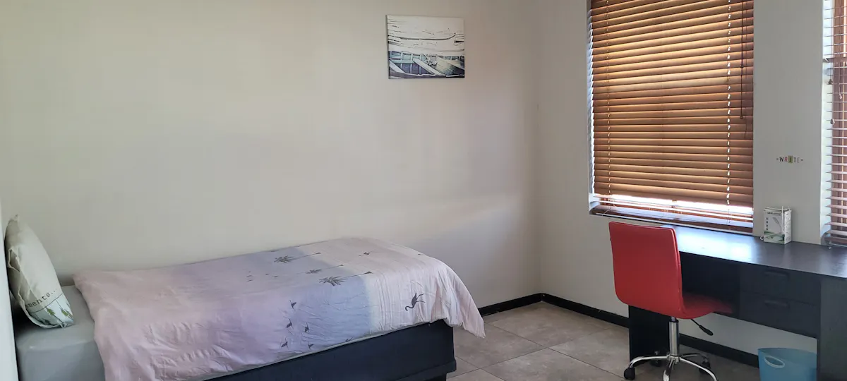 Private student roomin Observatory, Cape Town near AFDA