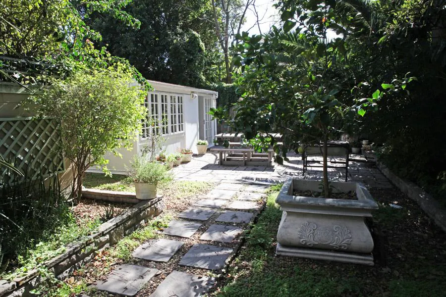 6 bedroom house in Rondebosch