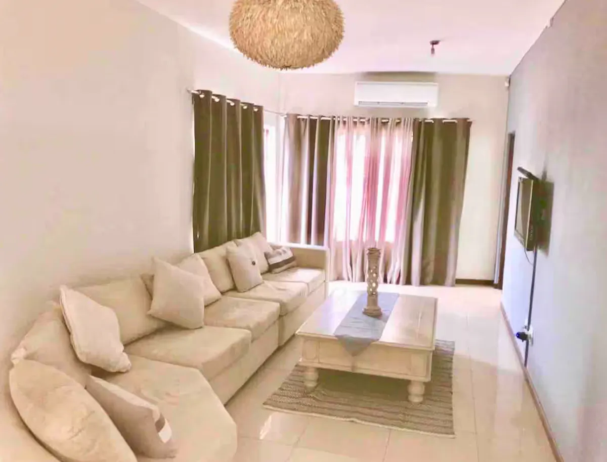 Modern One Bedroom Apartment in Heart of Sandton – photo 2