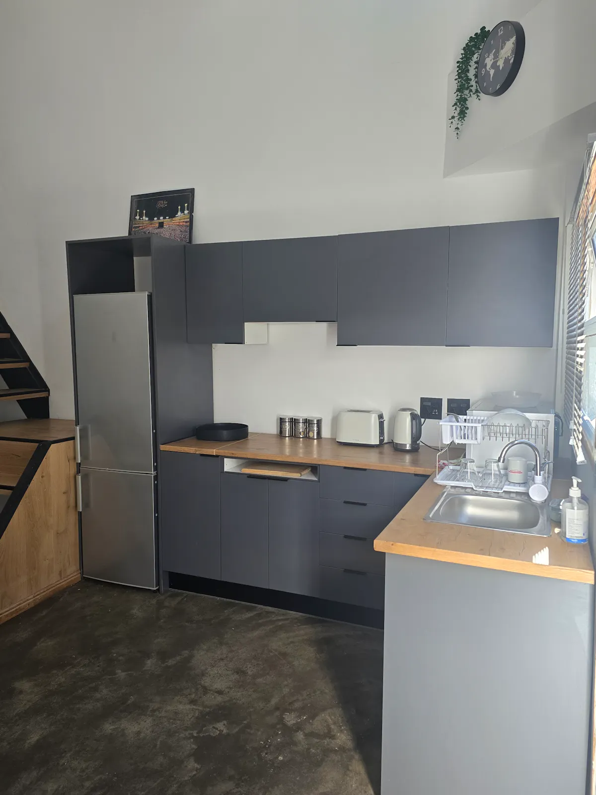 Private Room Loft Accommodation | Family-Hosted | Athlone