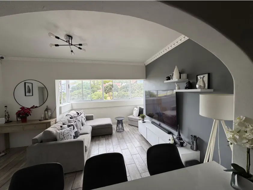 3 bedroom apartment in District Six – photo 2