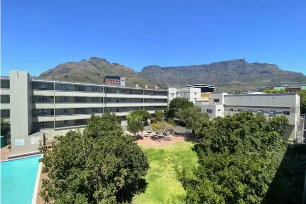 3 bedroom apartment in District Six