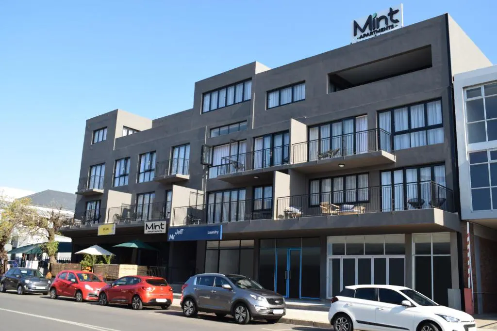 Greenway Accommodation | Next door AIE Greenside