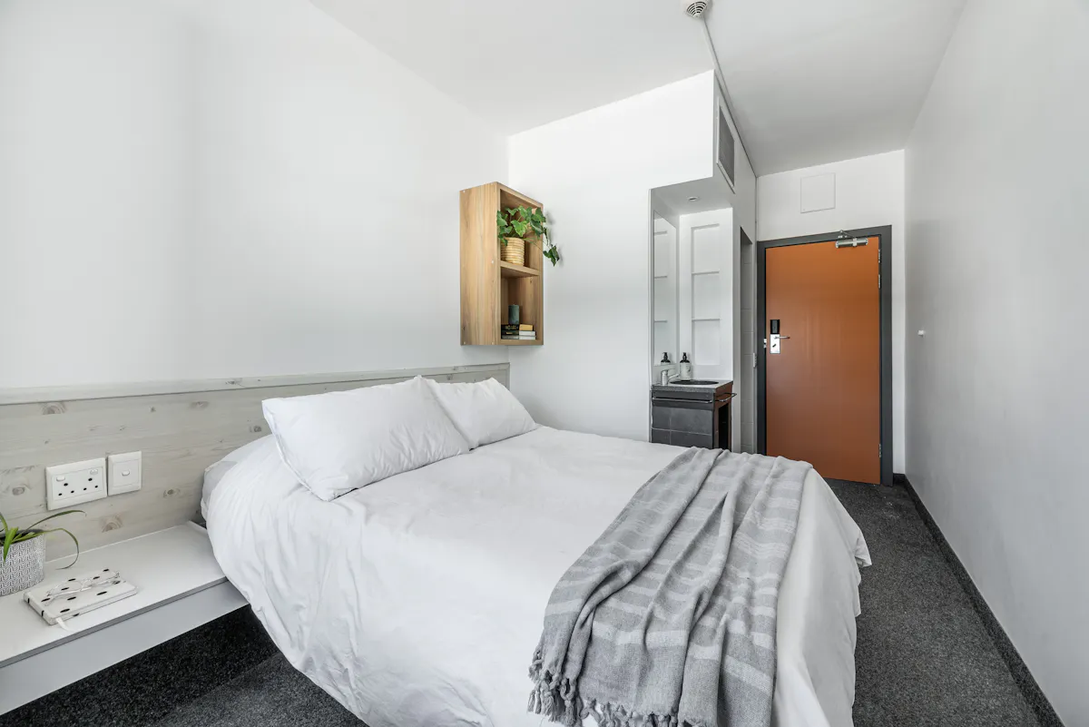 Premium Co-Living for Students and Young Working Professionals