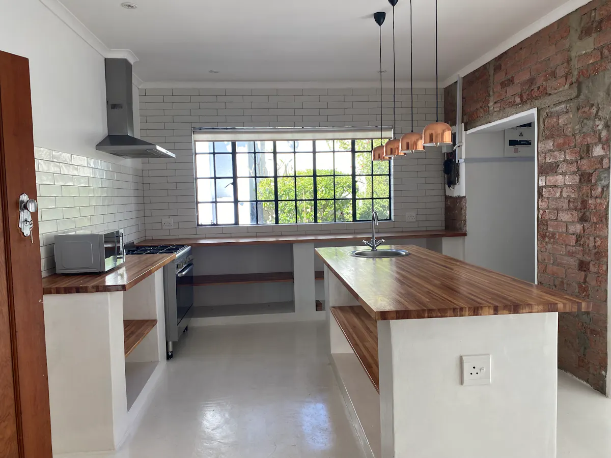7 bedroom house in Auckland Park – photo 2