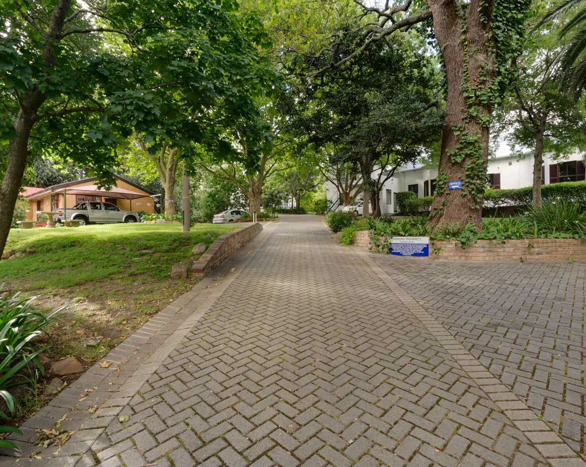 19 bedroom residence in Rondebosch – photo 2