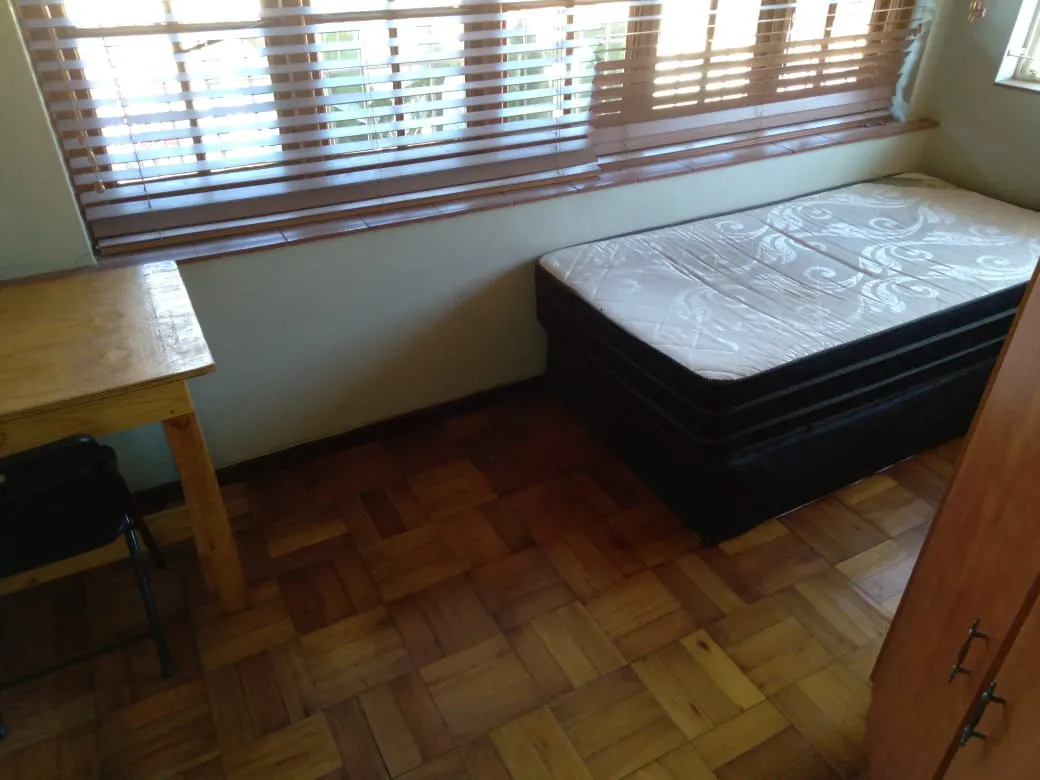 Upmarket Student Accommodation near Varsity College, UKZN and DUT PMB Campuses: private student room in Scottsville, Pietermaritzburg near University of KwaZulu Natal