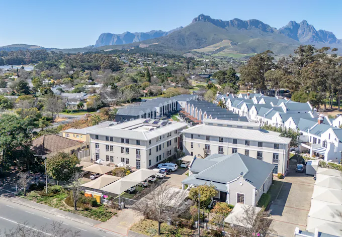 Ivy League 1 | Stunning Bachelor apartments available