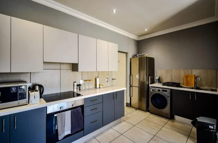 1 Bedroom Apartment to Rent in Menlo Park