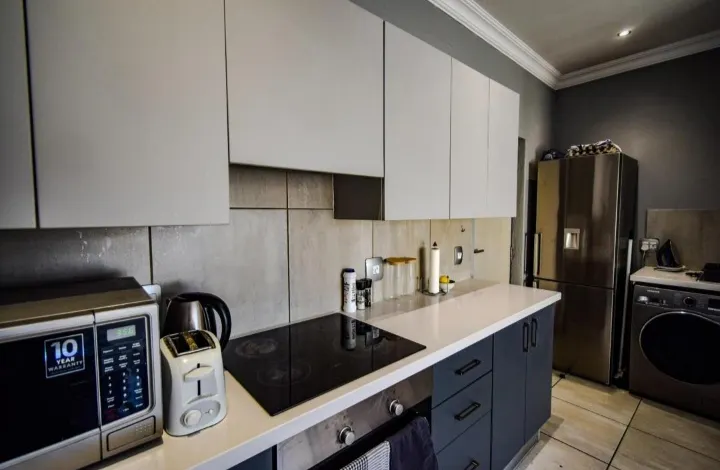 1 Bedroom Apartment to Rent in Menlo Park – photo 2