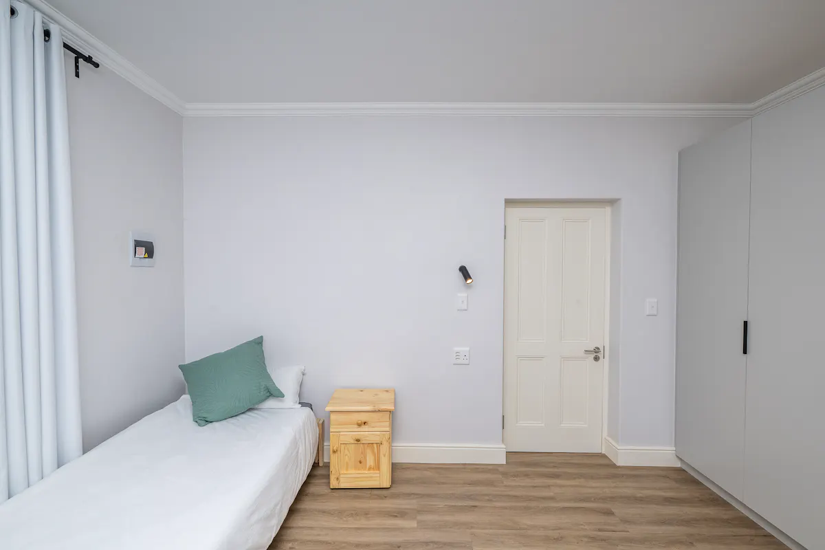 Twee Gewels | Comfortable bachelor unit available – photo 2