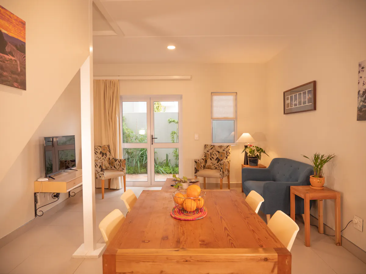 1 bedroom available in the 4 bedroom Town house in Observatory – photo 2
