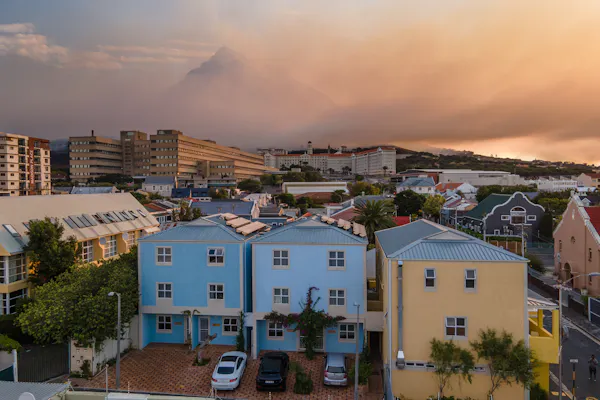 1 bedroom available in the 4 bedroom Town house in Observatory