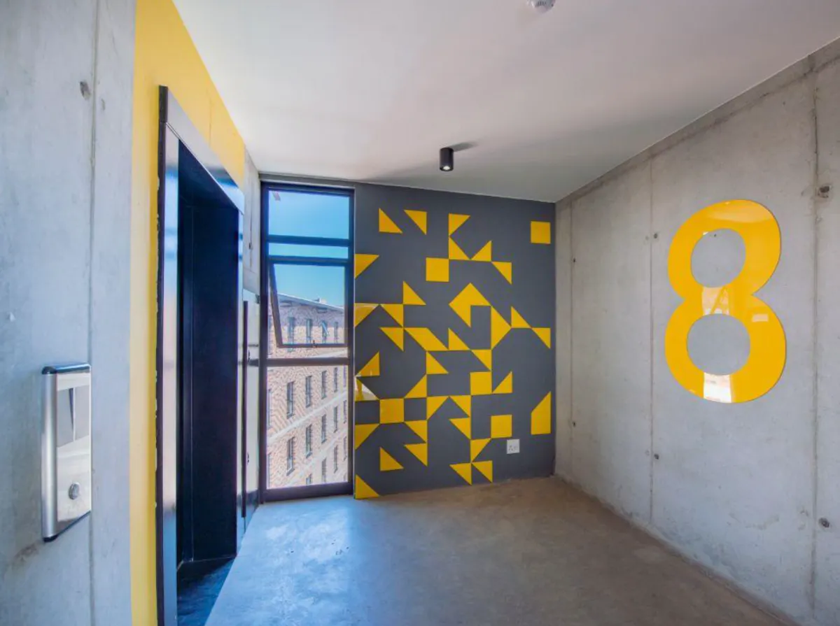 Elevate: 2 Bedroom Apartment – photo 2