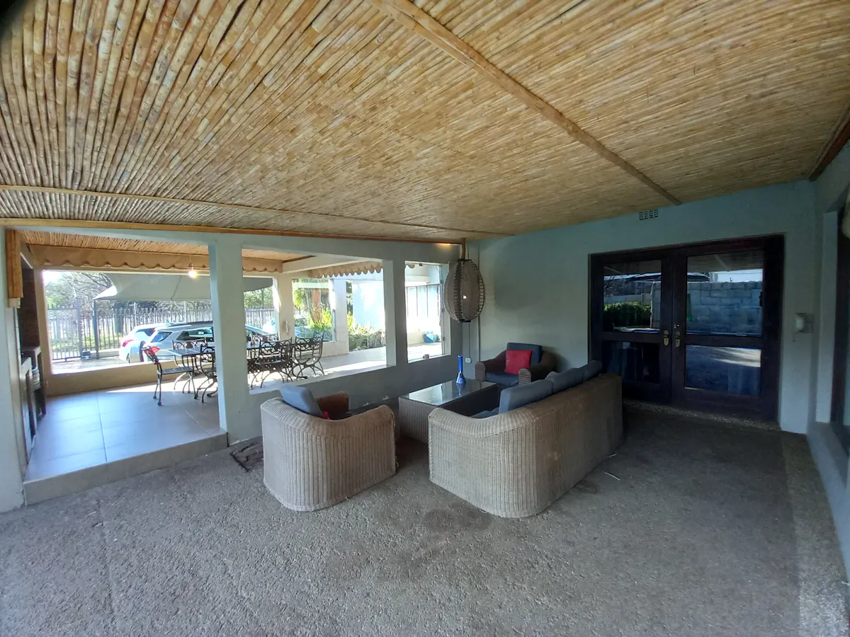 10 bedroom house in Hatfield available for 2027 – photo 2