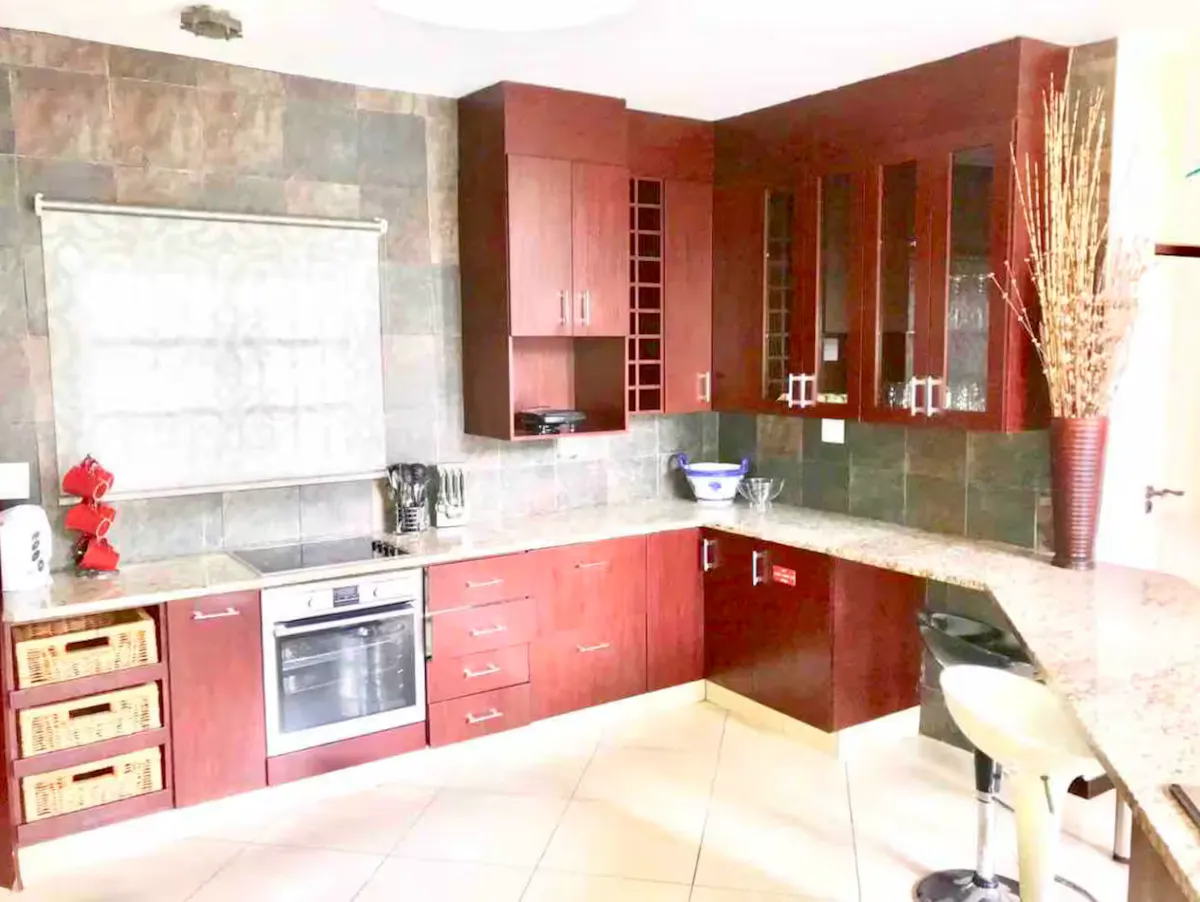 Entire home in Sandton for students 
