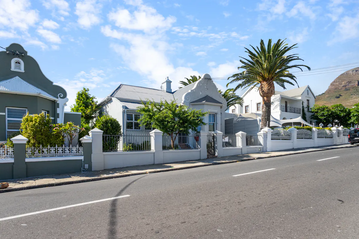Room Available in This Stunning home - January 2027