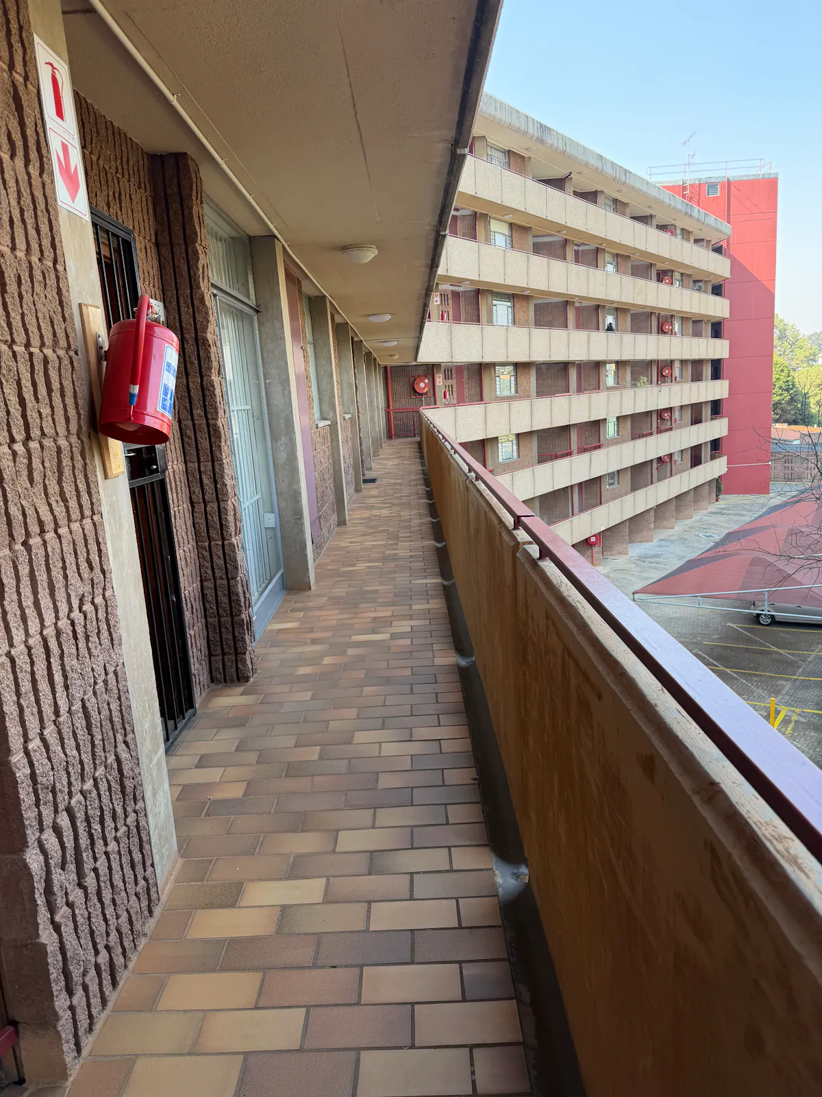 3 bedroom apartment in Lynnwood Glen – photo 2