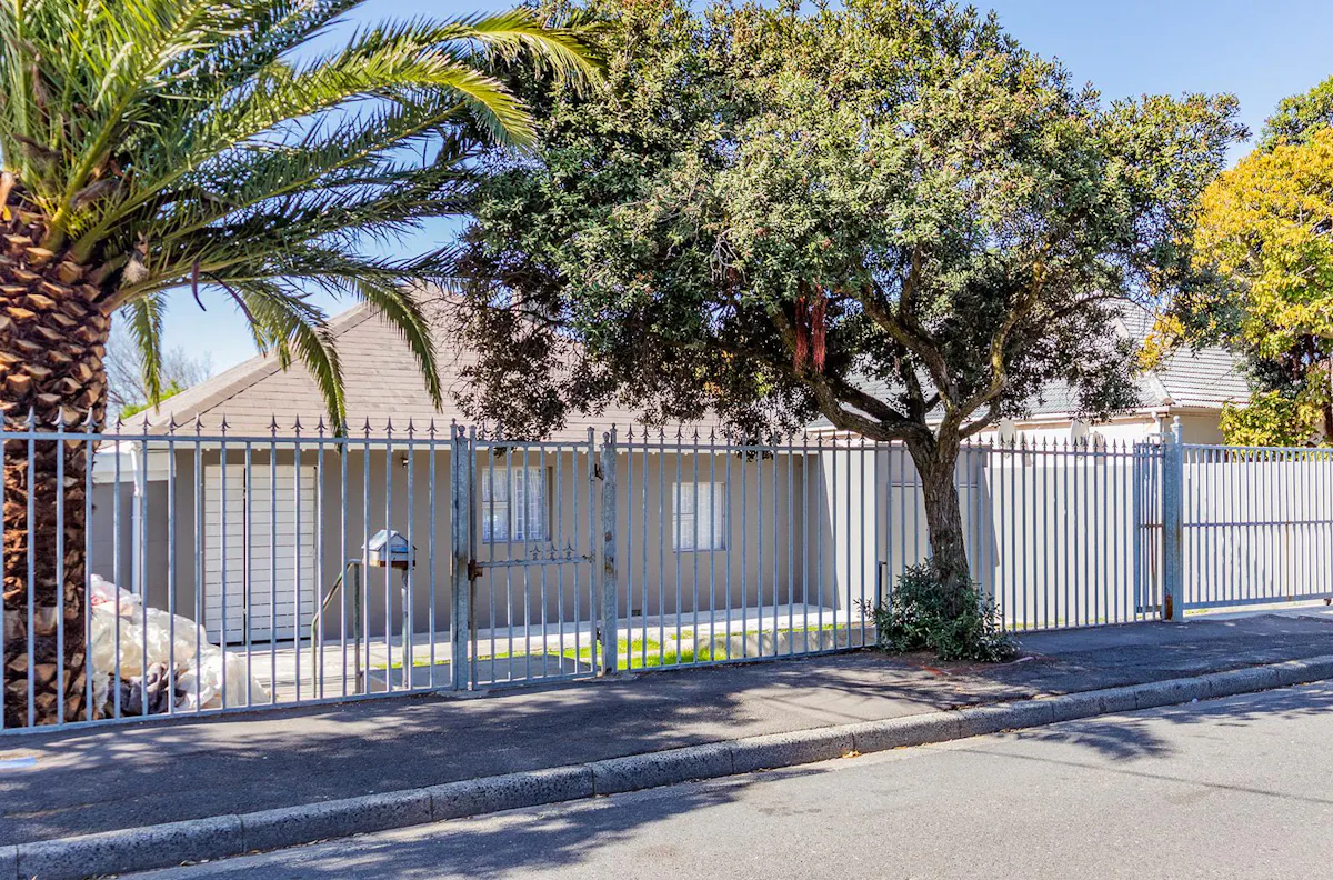 Student & Young Professional House Share In Mowbray