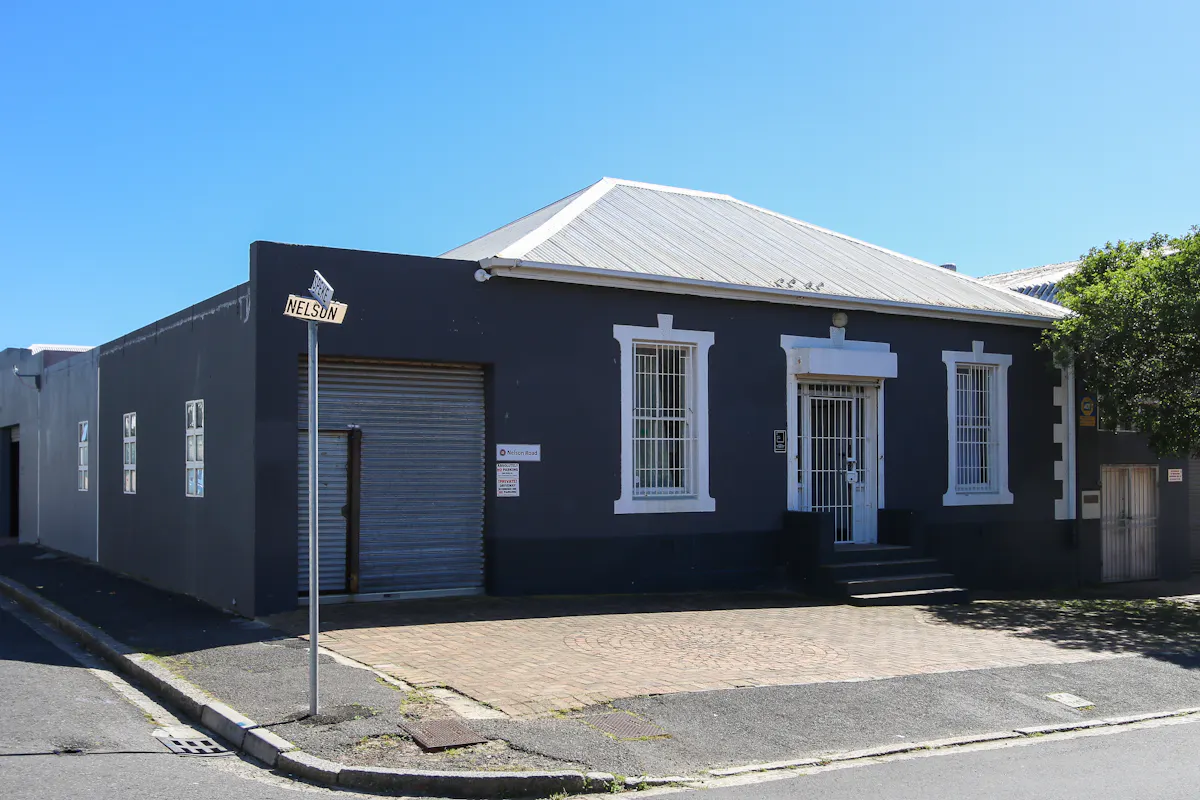 6 bedroom house in Observatory – photo 2