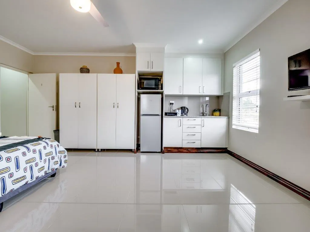 Durban / Westville Student Accommodation - simply the best: private student room in Westville, Westville near University of KwaZulu Natal